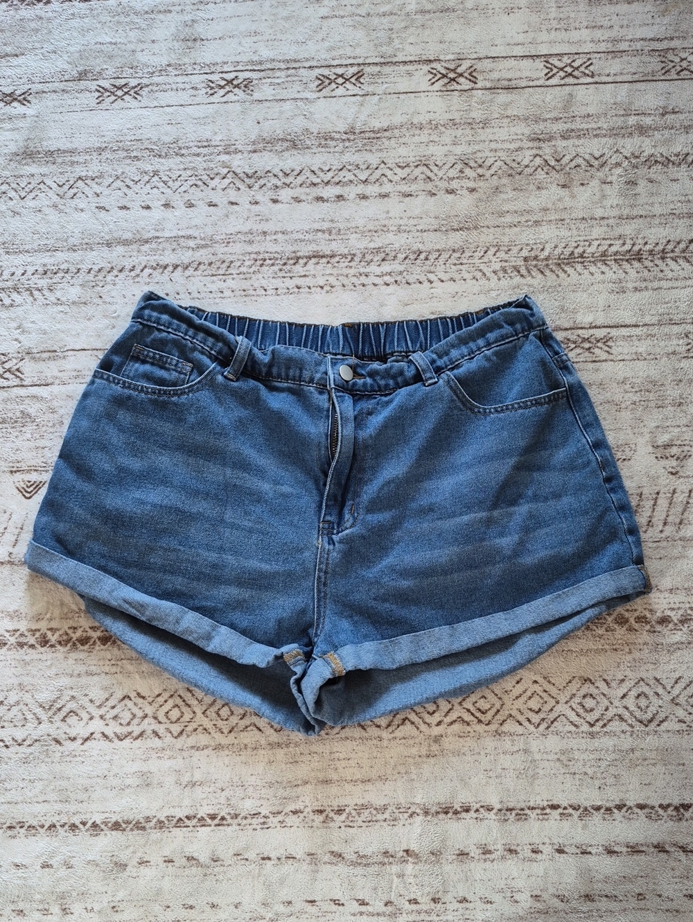 SHEIN Blue Rolled-Hem Denim Shorts